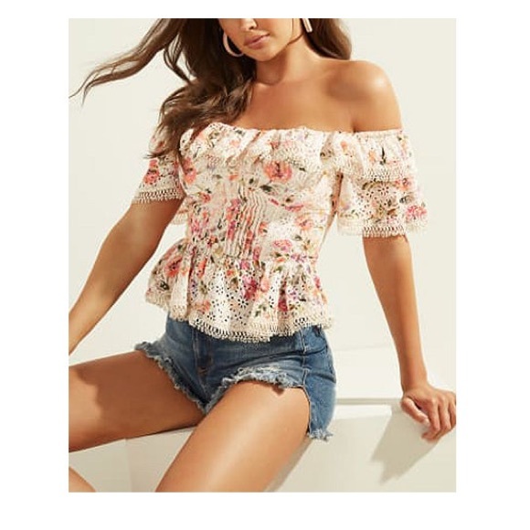 Guess Isotta Ruffled Off-the-shoulder Top In Pastel Flower - Picture 8 of 9